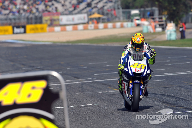Valentino Rossi, Fiat Yamaha Team termina en segundo lugar