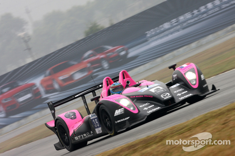El #35 Oak Racing Pescarolo-Judd de Jacques Nicolet, Frederic Da Rocha y Patrice Lafargue en Le Mans 2010