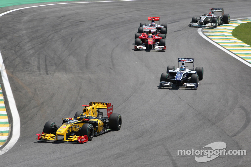 Robert Kubica, Renault F1 Team, Grand Prix Brazylii 2010