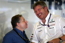 Jean Todt, Presidente de la FIA y el jefe de equipo Ross Brawn, Mercedes GP