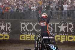 Kevin Swindell celebrates winning the Lucas Oil 25th Chili Bowl