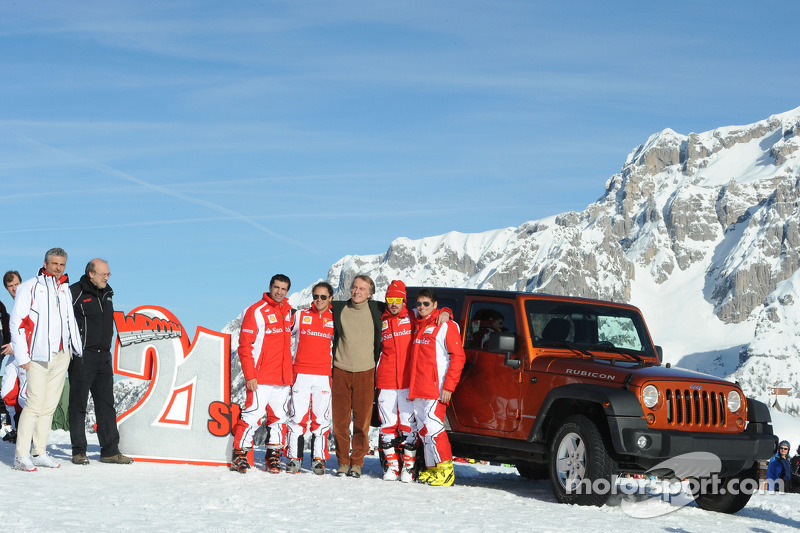 Maurizio Arrivabene, Marc Gene, Felipe Massa, Luca di Montezemolo, Fernando Alonso, Giancarlo Fisich