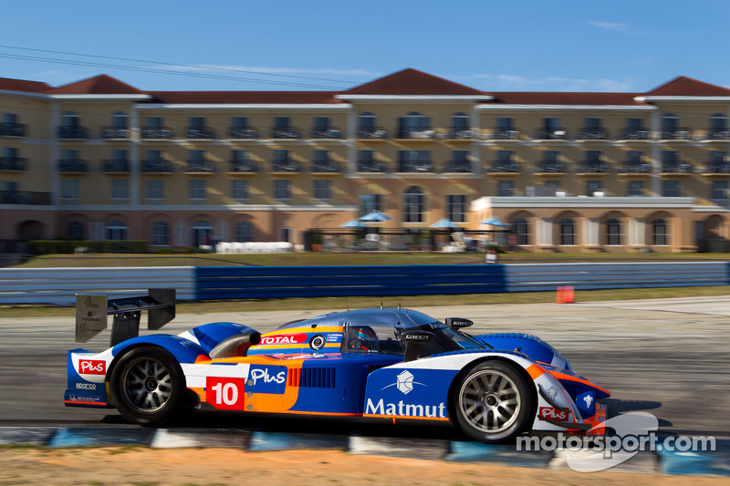 #10 Team Oreca Matmut, Peugeot 908 HDi FAP: Nicolas Lapierre, Loic Duval, Olivier Panis