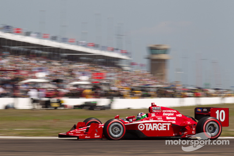 2011: Dario Franchitti holt den Titel in schwarzer Saison