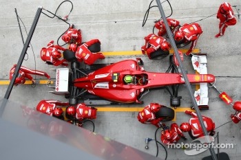 Felipe Massa, Scuderia Ferrari pit stop