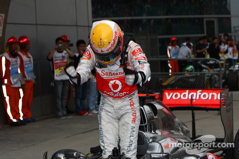 Yarış galibi Lewis Hamilton, McLaren Mercedes