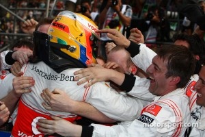 Race winner Lewis Hamilton, McLaren Mercedes celebrates with his team