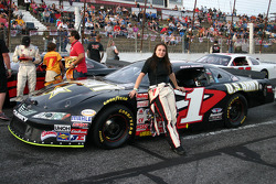 Jessica Brunelli to compete in NASCAR K&N Pro Series, West