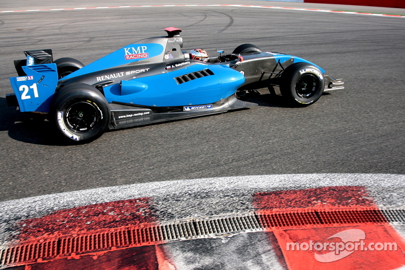 Формула Renault 3.5: KMP Racing/Team RFR