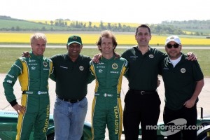 Heikki Kovalainen, Team Lotus, Tony Fernandes, Team Lotus, Team Principal, Jarno Trulli, Team Lotus, Ansar Ali, Caterham Cars