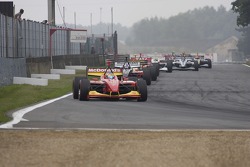 Start: Sébastien Bourdais aan de leiding