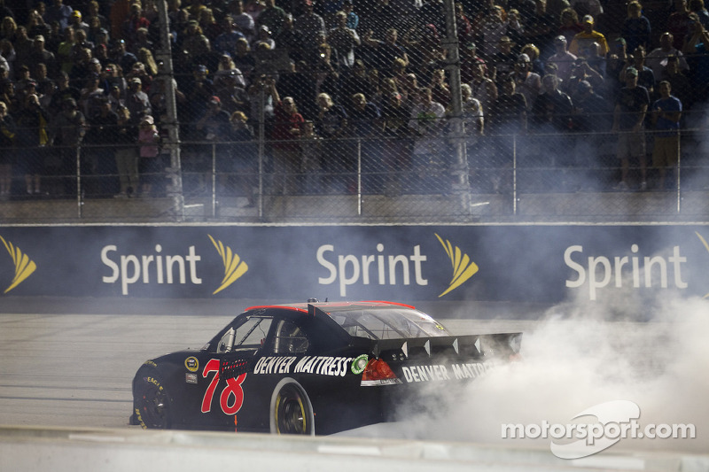 Regan Smith - Furniture Row Racing - Darlington 2011
