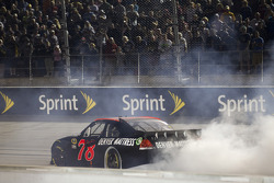 Race winner Regan Smith, Furniture Row Racing Chevrolet celebrates