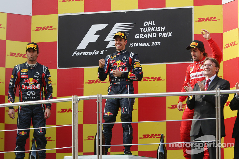 Podyum: Yarış galibi Sebastian Vettel, Red Bull Racing, 2. Mark Webber, Red Bull Racing, 3. Fernando