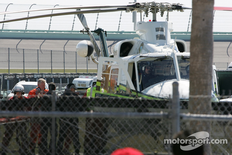 Paul Dana es llevado al hospital en helicóptero