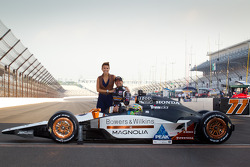 Front row photoshoot: pole winner Alex Tagliani, Sam Schmidt Motorsports with wife Bronte