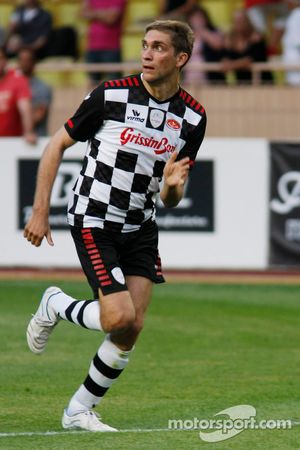Виталий Петров, Lotus Renault GP