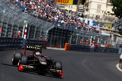 Виталий Петров, Lotus Renalut F1 Team