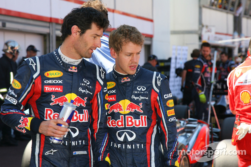 Mark Webber, Red Bull Racing ve Sebastian Vettel, Red Bull Racing looking, Williams