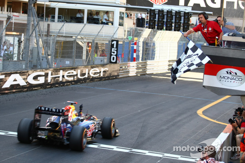 Yarış galibi Sebastian Vettel, Red Bull Racing