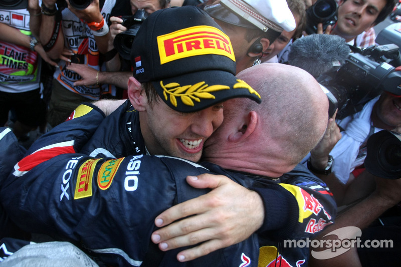 Yarış galibi Sebastian Vettel, Red Bull Racing