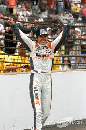Dan Wheldon, Bryan Herta Autosport with Curb/Agajanian celebrates