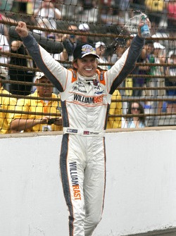 Dan Wheldon, Bryan Herta Autosport with Curb/Agajanian celebrates
