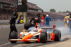 Pit stop for Dan Wheldon, Bryan Herta Autosport with Curb / Agajanian