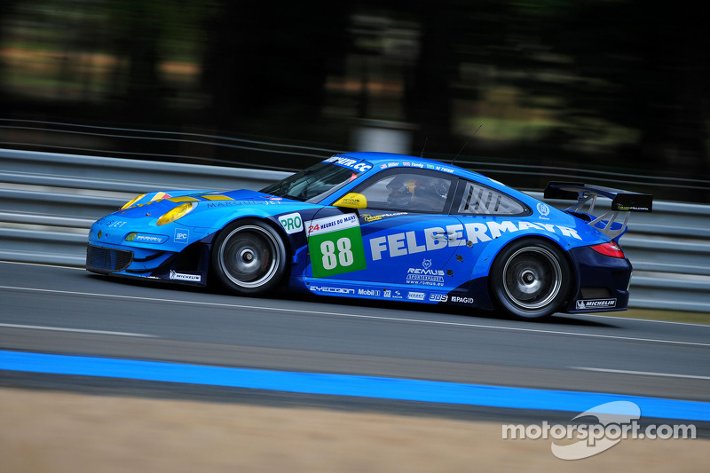 #88 Team Felbermayr-Proton Porsche 911 RSR: Abdulaziz Al Faisal, Nick Tandy, Bryce Miller