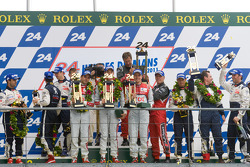 LM P1 podium: class and overall winners Marcel Fässler, André Lotterer and Benoit Tréluyer, second place Sébastien Bourdais, Simon Pagenaud and Pedro Lamy, third place Franck Montagny, Stéphane Sarrazin and Nicolas Minassian