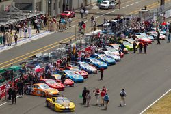 Race director Daniel Poissenot gives the green flag