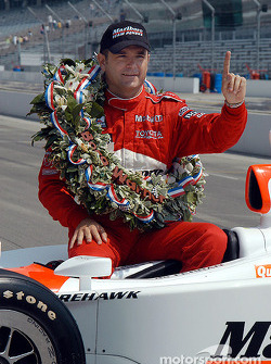 Race winner Gil de Ferran