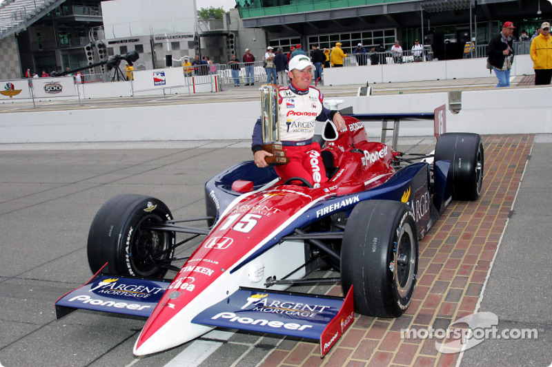 En 2004, Buddy Rice se llevó las 500 Millas de Indianápolis 2007