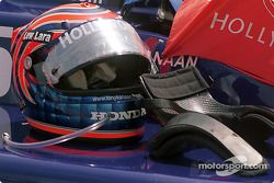 Casque de Tony Kanaan et système HANS