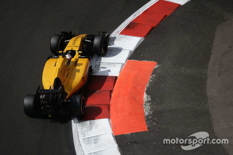 17. Kevin Magnussen, Renault Sport F1 Team RS16