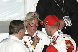 Paul Newman and Carl Haas congratulate Sébastien Bourdais