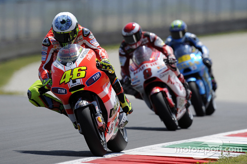 2011 - O olho enorme no topo do capacete era um recado de Rossi a ele mesmo - para ficar atento e não sofrer outro acidente grave, como em 2010. "É preciso prestar atenção, ou Mugello pode machucar você", disse o italiano.