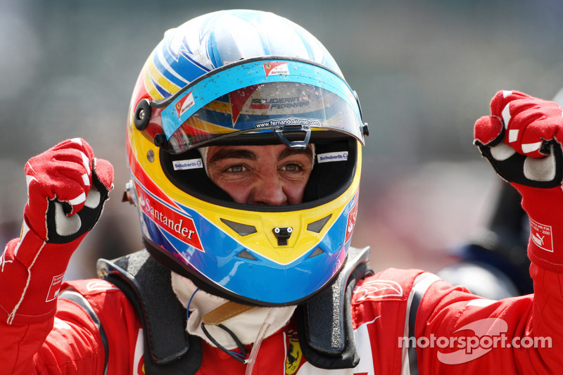 Ganador de la carrera Fernando Alonso, Scuderia Ferrari