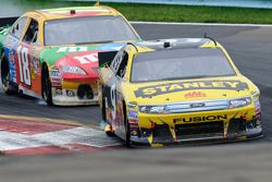 Marcos Ambrose, Petty Motorsport Ford