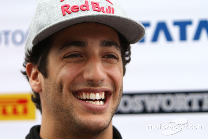 2011 - Daniel Ricciardo, HRT