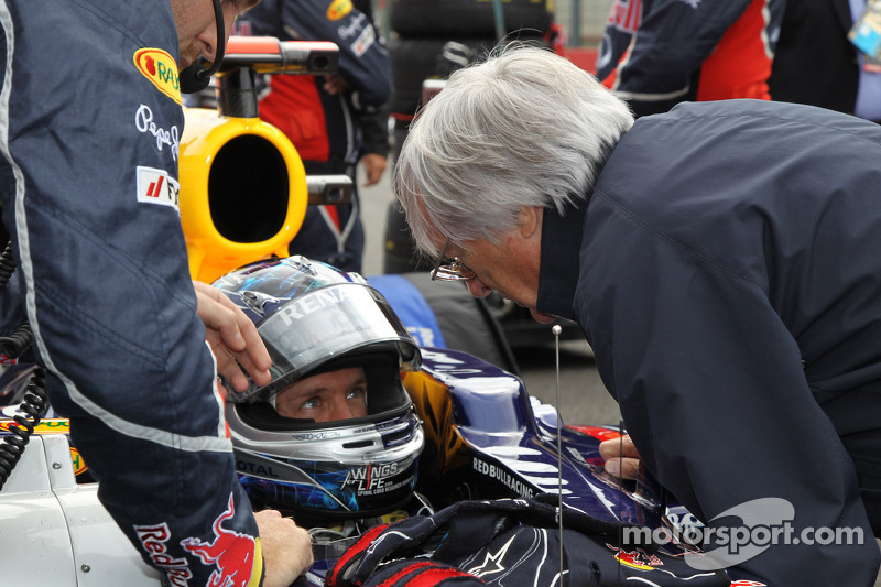 Sebastian Vettel, Red Bull Racing ve Bernie Ecclestone