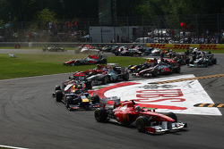 Fernando Alonso, Scuderia Ferrari leads the start of the race