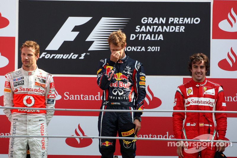 Podium: Sieger Sebastian Vettel; 2. Jenson Button; 3. Fernando Alonso