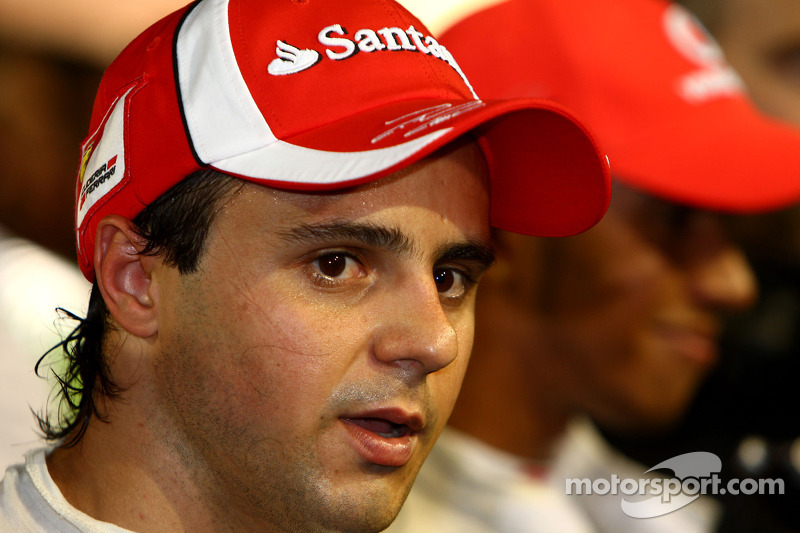 Em 2011, mais uma vez a Ferrari não se acertou, e Massa teve dificuldades a mais do seu lado da garagem. O piloto foi bastante apagado ao longo da temporada e teve sua primeira campanha na Ferrari sem sequer obter um pódio.
