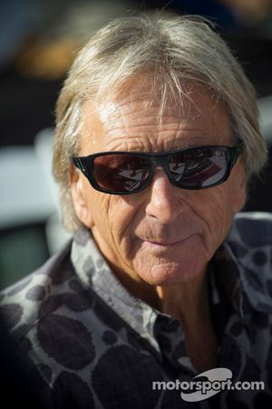 Derek Bell