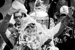 2011 Indy 500 race winner Dan Wheldon, Bryan Herta Autosport with Curb / Agajanian celebrates