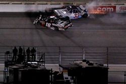 Kyle Busch gegen Ron Hornaday