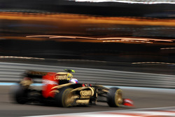 Виталий Петров, Lotus Renalut F1 Team