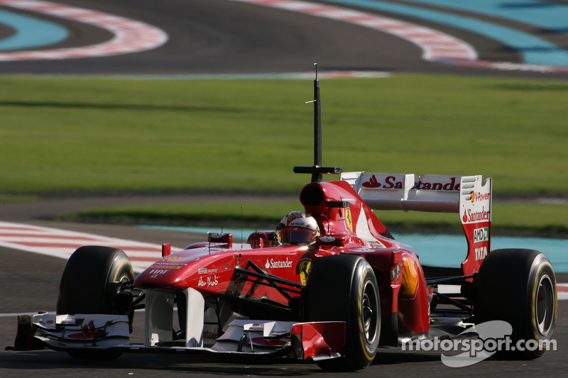 Suma (kilómetros) y sigue con Ferrari