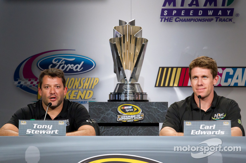 Homestead 2011: Titelkampf gegen Tony Stewart
